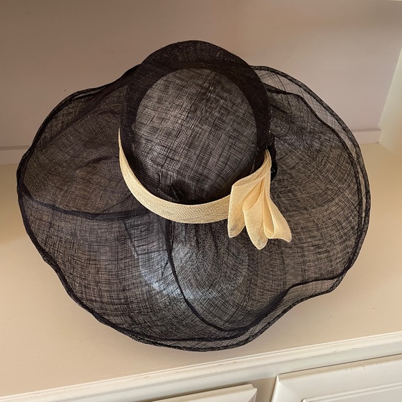 Soprattutto Cappelli Fancy Derby Hat in Black,  New with Tags - Picture 2 of 7